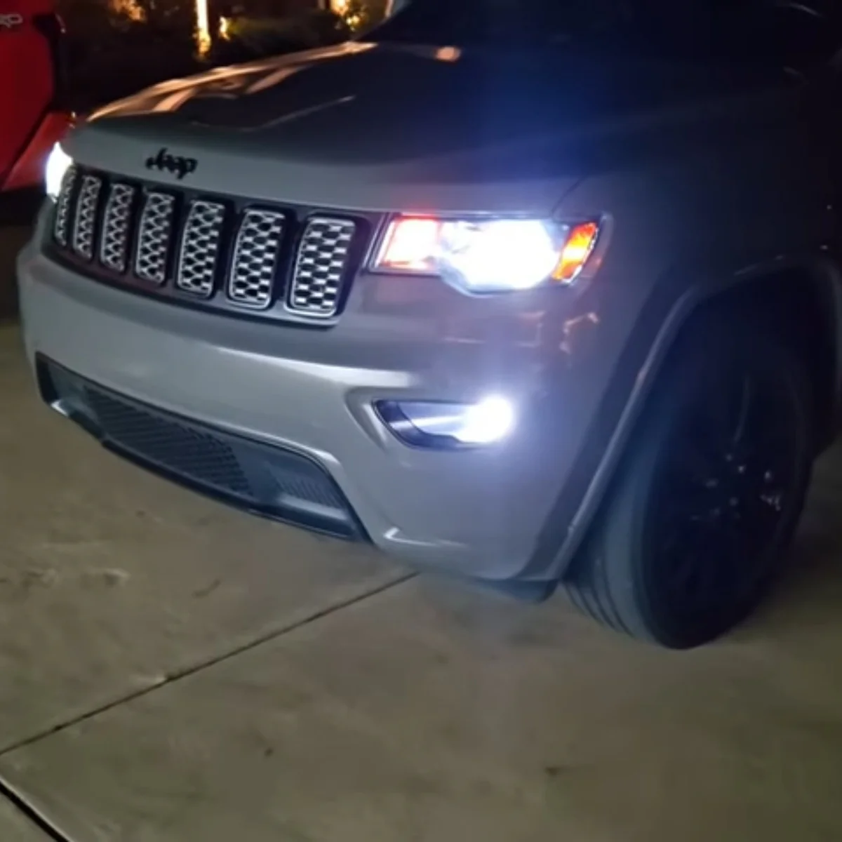 Custom Engineered for 2017-2022 Jeep Grand Cherokee LED Bulbs Upgrade | Tested and Verified - Image 4