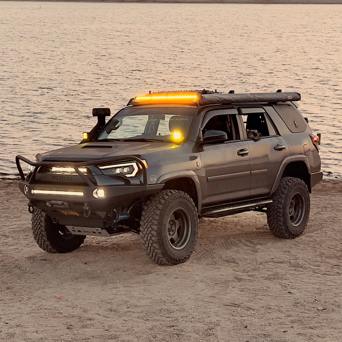 Lasfit 42" Off-Road LED Amber Light Bar With Slim Single Row Combo Flood Spot Design | Roof Rack Windshield Mount - Image 7